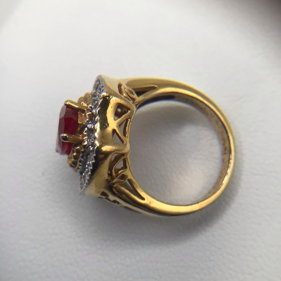 Oh So FABULOUS! Vintage pinky ring, size 5. Pink. - Picture 3 of 10